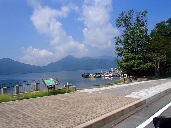 中禅寺湖の景色